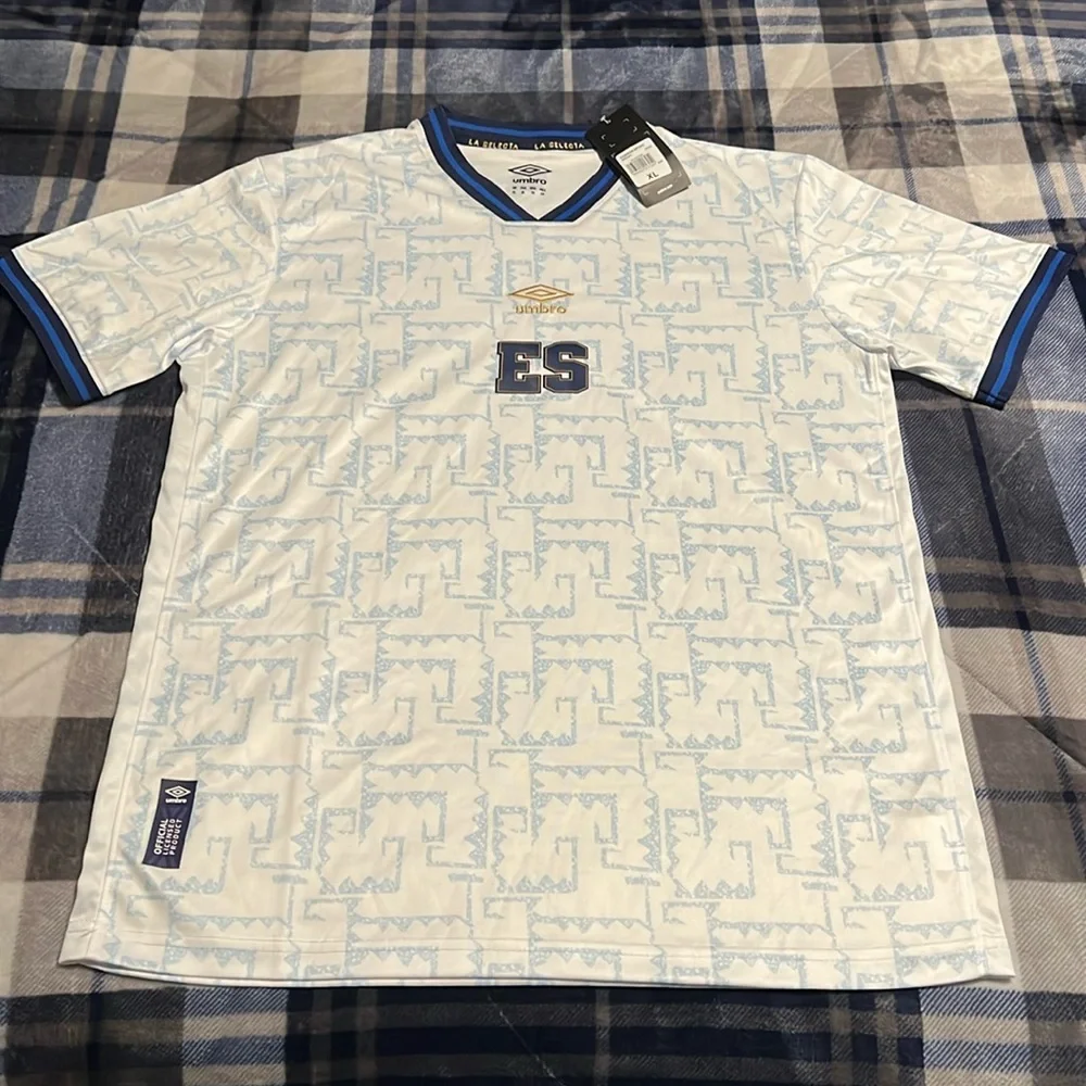 El Salvador 🇸🇻 Away National Team Jersey